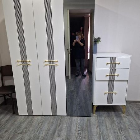 Larisa Apartment Tbiliszi Kültér fotó